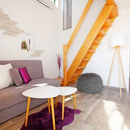 Tatil Evi Nina Bol