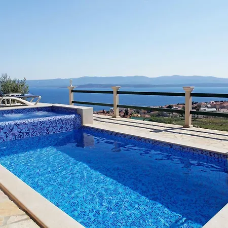 Tatil Evi Nina