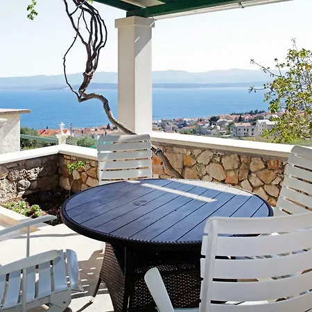 Nina Tatil Evi *